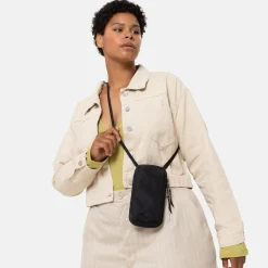 CNNCT F POUCH